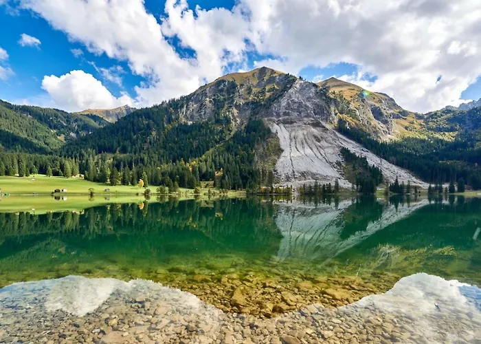 Old Town Loft - A Charming 3 Bedroom Oasis Daire