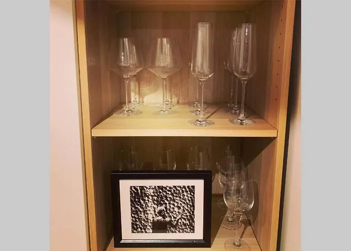 Old Town Loft - A Charming 3 Bedroom Oasis *