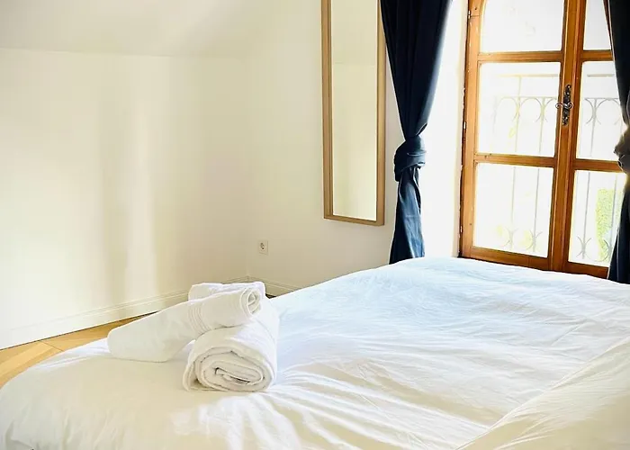 Daire Old Town Loft - A Charming 3 Bedroom Oasis