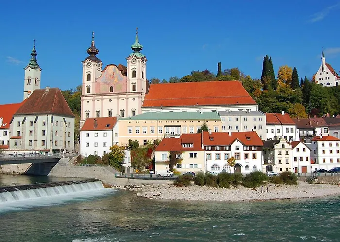 Old Town Loft - A Charming 3 Bedroom Oasis Apartmán