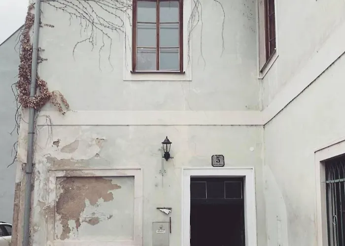 Apartmán Old Town Loft - A Charming 3 Bedroom Oasis *